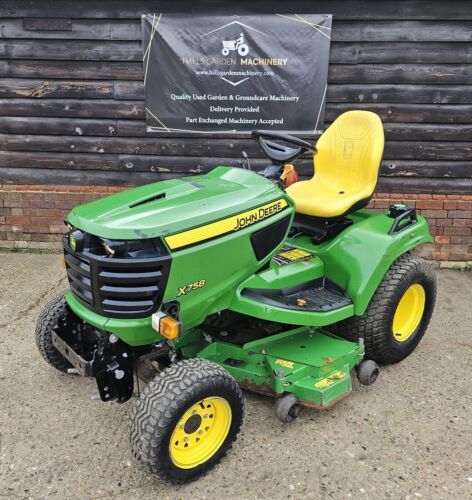 John Deere X758 4X4 Ride On Mower - Image 2