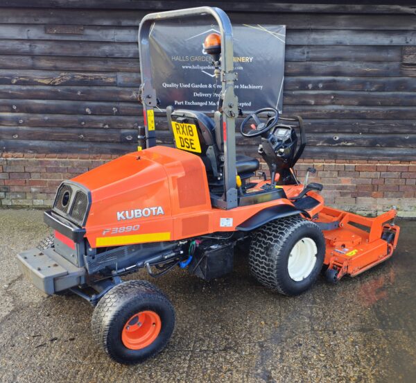 Kubota F3890 Road Legal Ride On Mower - Image 3