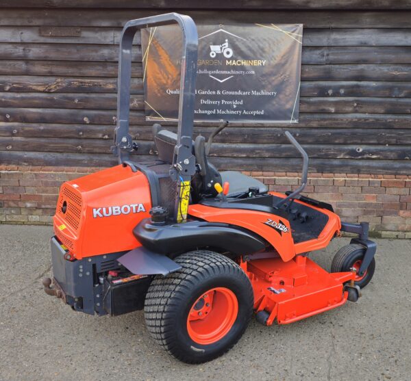 Kubota ZD326s Diesel Zero Turn Ride On Mower - Image 3