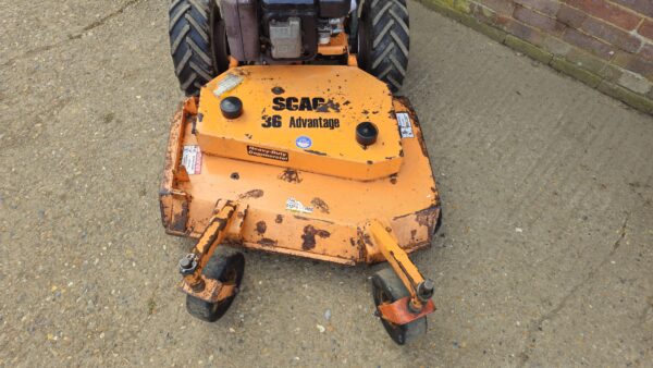 Scag 36 Advantage SWZ pedestrian zeroturn Mower - Image 2