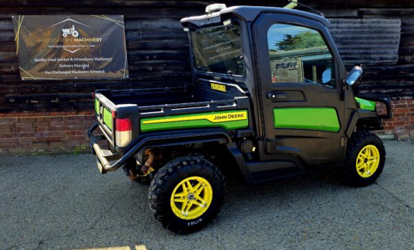 John Deere XUV 835m Petrol Gator - Image 5