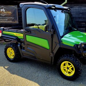 John Deere XUV 835m Petrol Gator