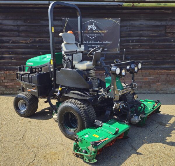 Ransomes Parkway 3 Triple Cylinder Ride On Mower